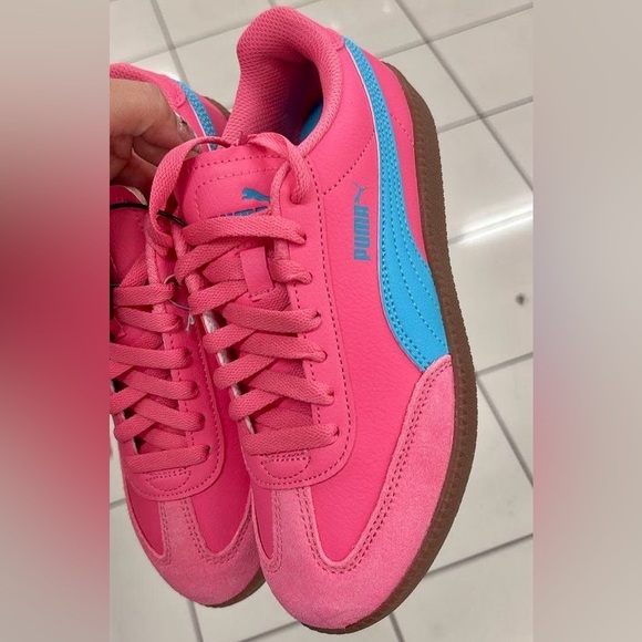 NWT Puma Women’s Sneakers Club II Era Pink/Blue Size US6 - Picture 7 of 10